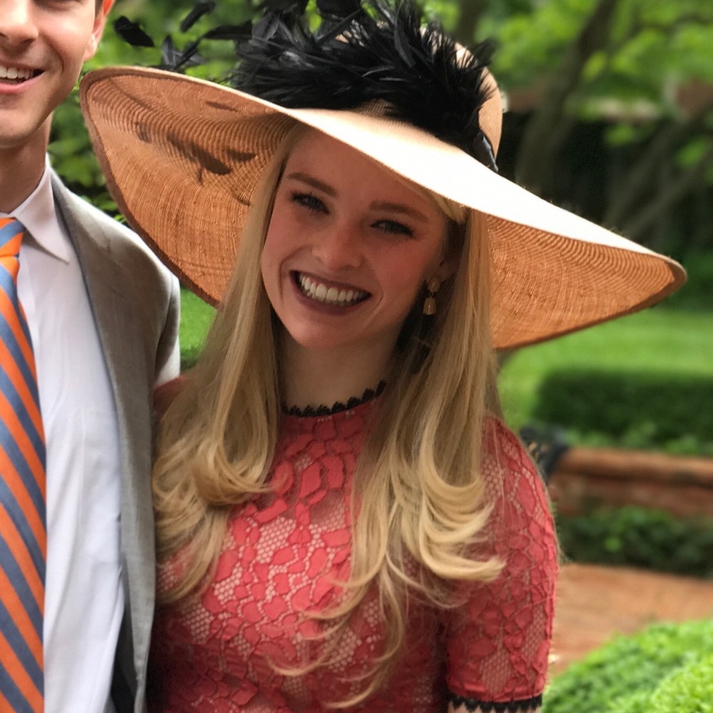 Meet your Posher, Alexandra